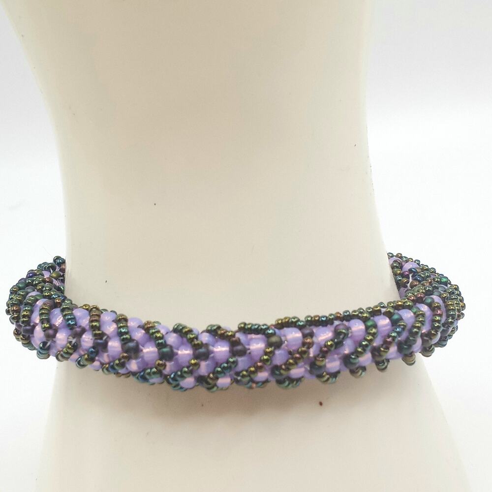 HANDMADE Violet Netted Rope Bracelet  7.5'' - Picture 5 of 6